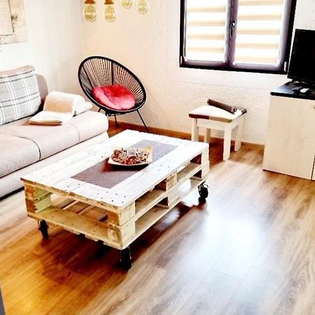 Kuca Za Odmor Malia: Spa Retreat with City Attraction Perks Thurdevac Exterior photo