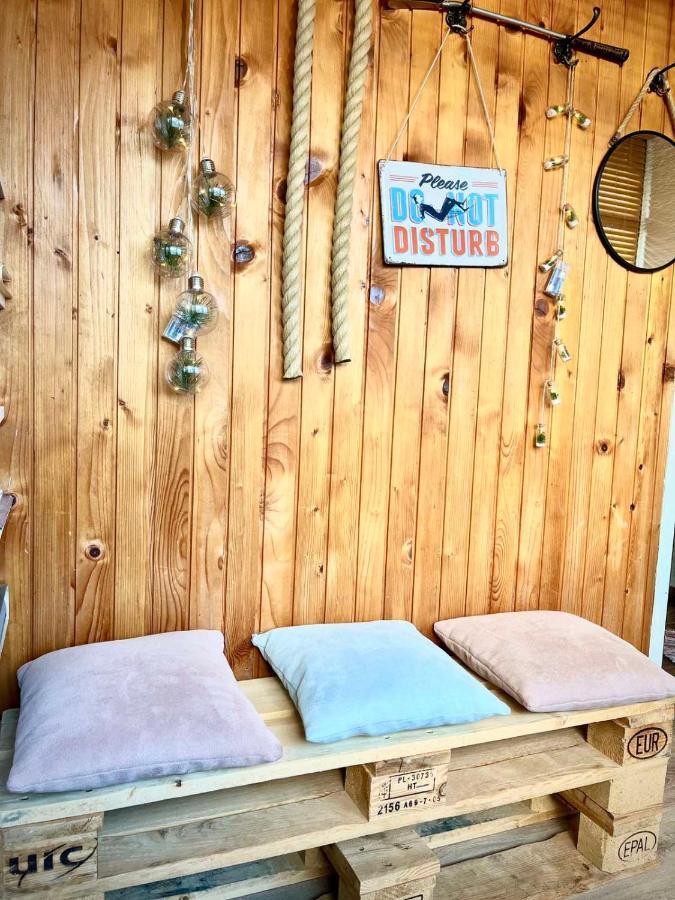 Kuca Za Odmor Malia: Spa Retreat with City Attraction Perks Thurdevac Exterior photo