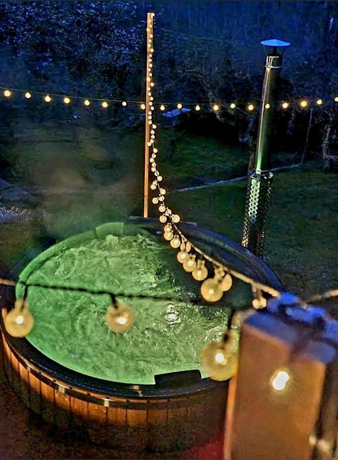 Kuca Za Odmor Malia: Spa Retreat with City Attraction Perks Thurdevac Exterior photo